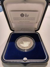 The Royal Mint 200 Rupees Silver Coin Mauritius 50 Jahre Bank Of Mauritius 2017