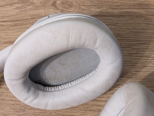 Sony WH-CH720N wireless headphones Bluetooth over-ear noise cancelling white - Picture 11 of 15
