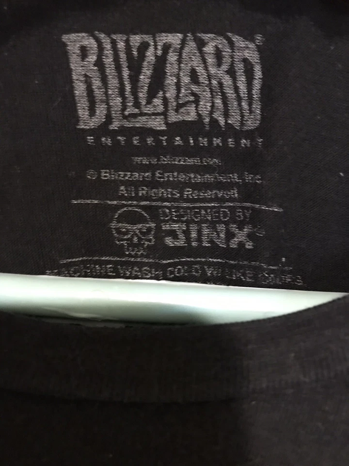 Overwatch High Noon McCree Whiskey MEDIUM T-shirt Blizzard Entertainment - Image 4 of 4