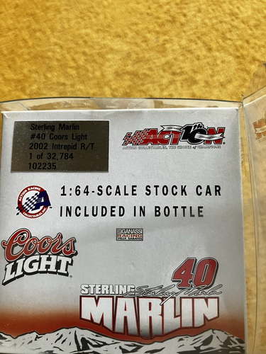 Sterling Marlin 1:24 Gold Plated Die Cast and 1:64 in Bottle w/ 4 Trading Cards - Picture 8 of 8