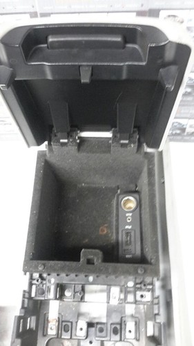09-11 JAGUAR XF Passenger Right Center Pillar AA 70679 - Picture 4 of 12