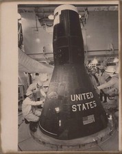 Gemini 2 RARE NASA 1965 spacecraft technicians United States Original Photo
