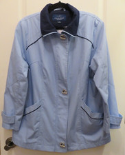 Women's Macintosh Of New England Light Blue Spring/rain Jacket In Size L