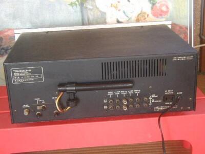 Technics ST-8600 Vintage FM/AM Tuner High Quality Sound