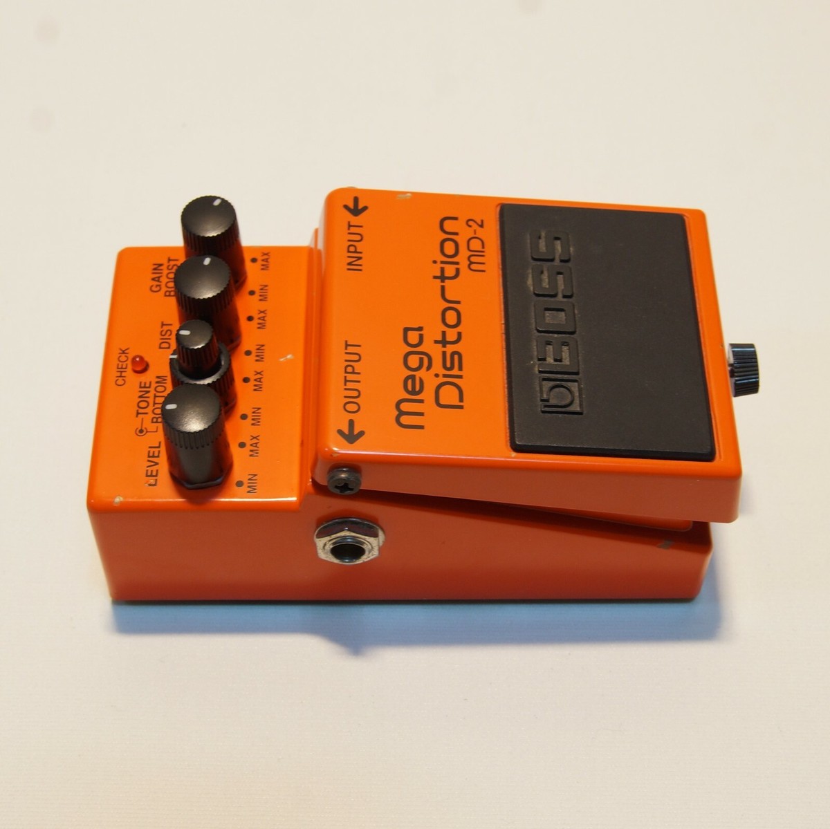 Good condition!!]Boss Mega distortion Guitar Effects pedal(MD-2