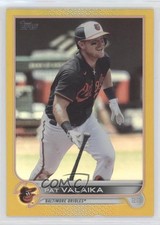 2022 Topps Series 2 Gold Foil Pat Valaika #575 0he2
