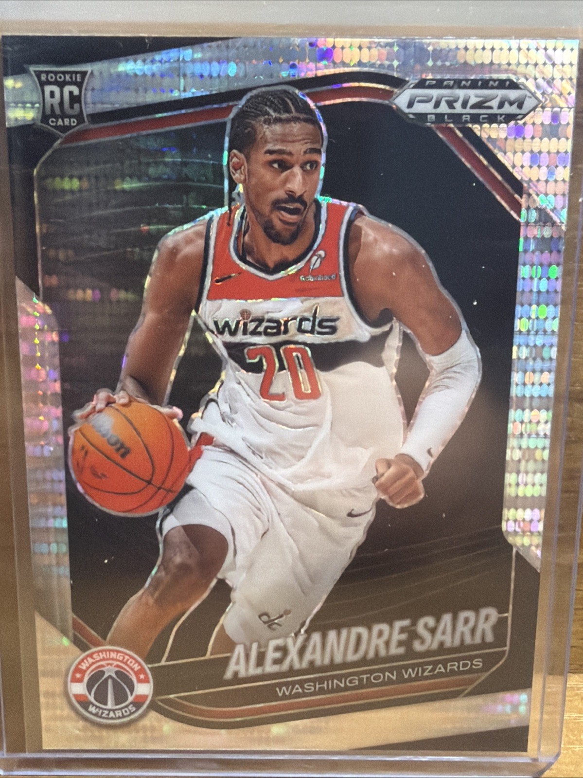 2024-25 Panini Prizm Black Alexandre Sarr, Alexandre Sarr #46 Pulsar Prizm (RC)