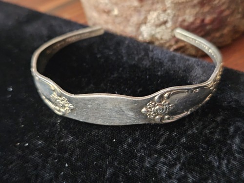 Wm. A. Rogers Oneida Signed  Spoon Floral Patterned Open Cuff Bracelet Vintage