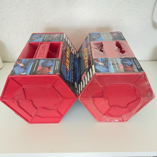 Rolykit S-11 Red Roll Up Storage Organizer Jewelry Tackle Box Craft Sewing NOS - Picture 4 of 7