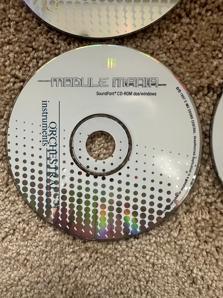 5 discos de fuente de sonido EMU raros para tu producción musical Foto 3 de 4