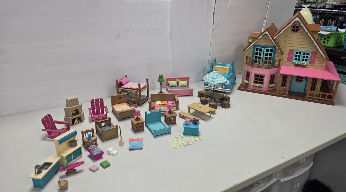 Li'l Woodzeez Honeysuckle Hillside Cottage Working Lights-Car