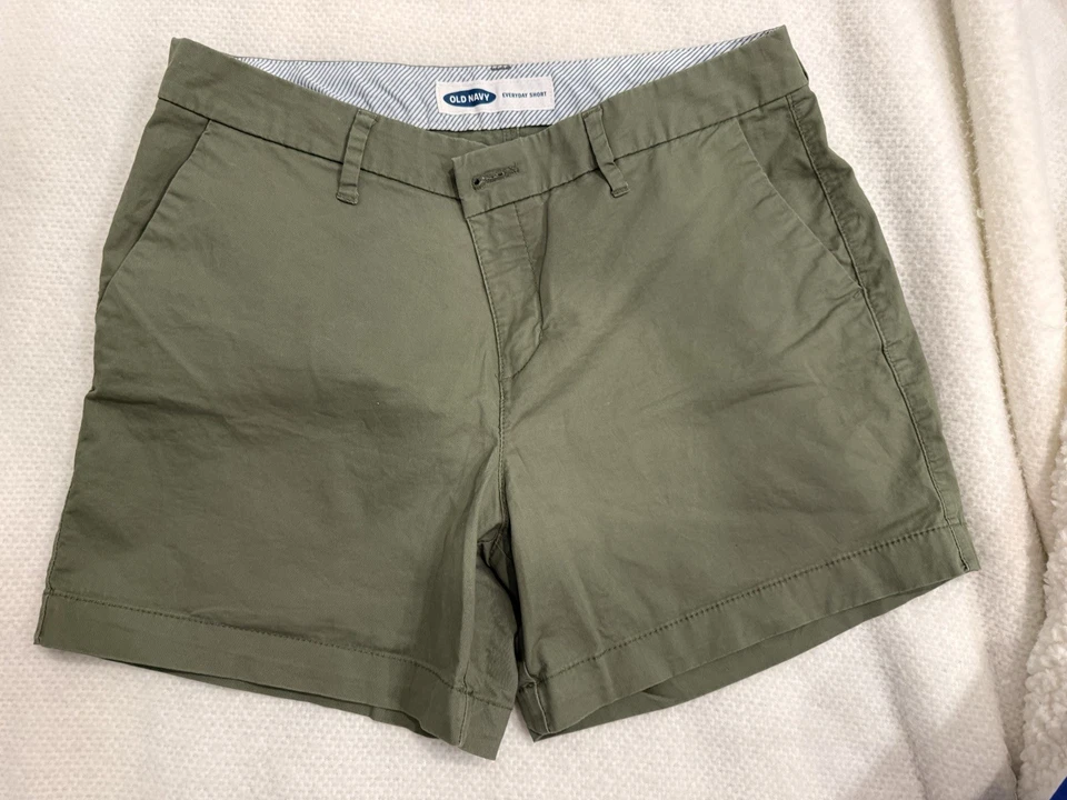 JUEGO DE 4 PANTALONES CORTOS - Talla 6 Old Navy & D. Jeans Foto 3 de 4