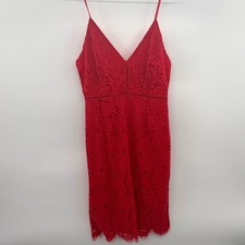 ASTR The Label Medium Red Lace Mini Dress Floral V Neck Spaghetti Straps