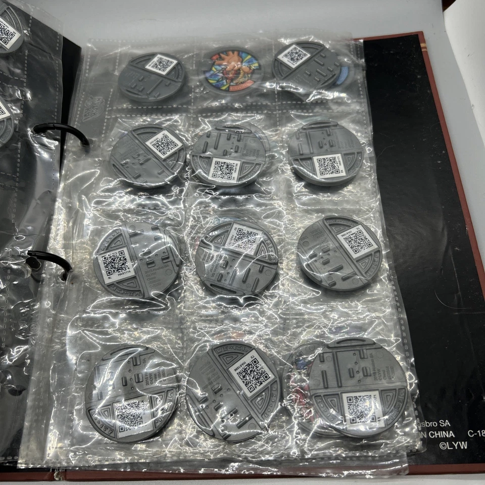 Colección Pog piezas aleatorias en organizador Foto 4 de 4