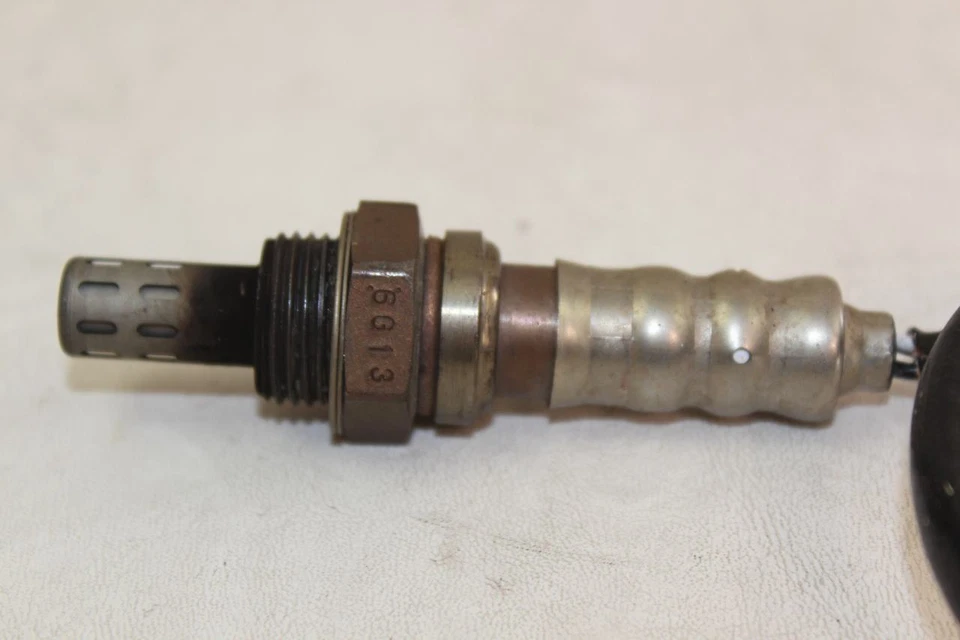 BMW K1200R K1200 R Sport 07 Exhaust Muffler O2 Lambda Sensor Plug Bung - Image 4 of 4