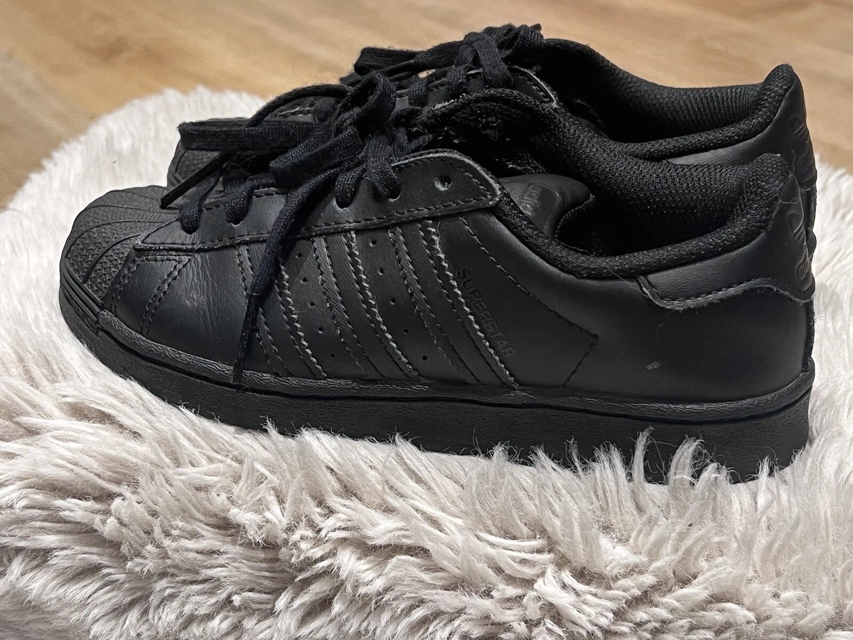 Adidas Superstar Little Kids Shoe Size 2 Core Black FU7715