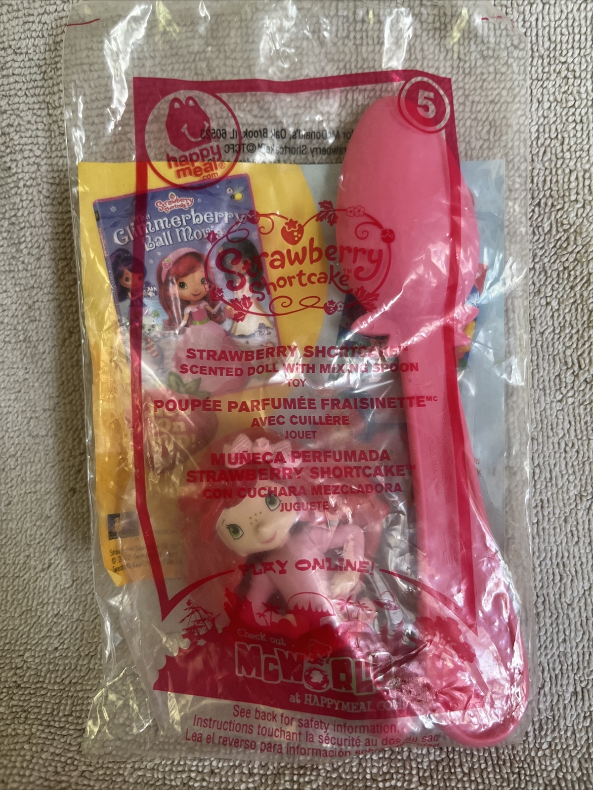 2010 Strawberry Shortcake McDonalds Happy Meal Toy Scented Shortcake