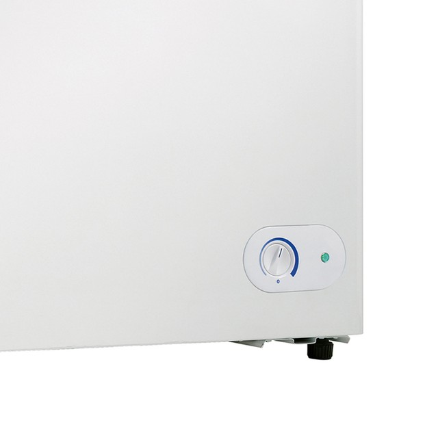 Danby DCF072A3WDB6 7.2 Cu Ft Chest Freezer with Energy Efficient Foam Insulated for