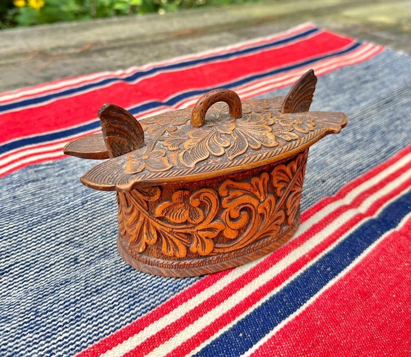 Antique Norwegian Carved Tine Box Very Fine 1800s Norway Scandinavian Norge