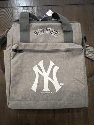 New York Yankees Backpack Cooler Zip Closure Adjustable Straps