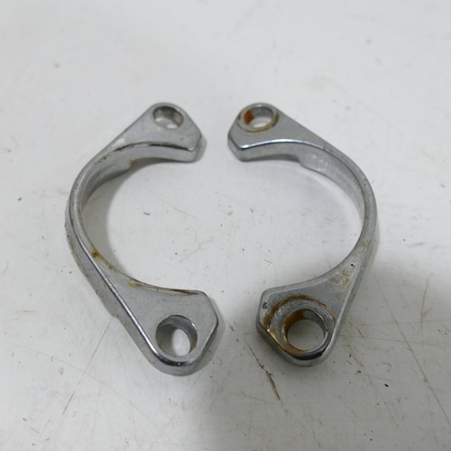 Kawasaki VN 1500 Mean Streak Briede Auspuff Brieden Auspuffbefestigung 72100