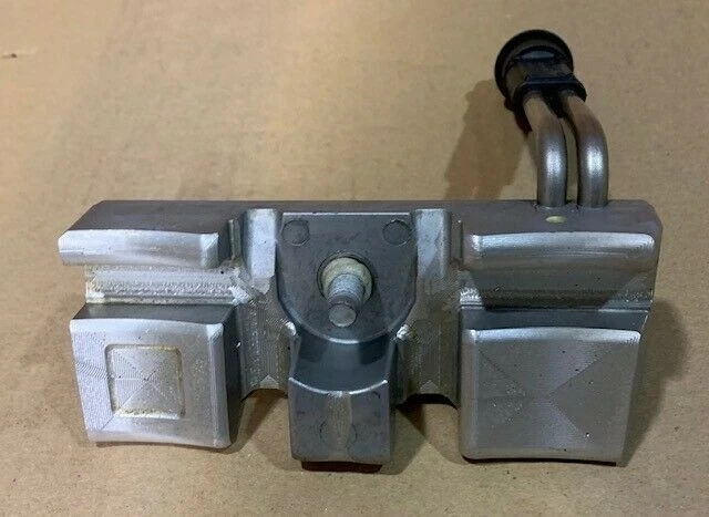 Chevy Cobalt 2011 2009-2010 SAAB 9-5 motor refrigerante calentador ASM 12620266 - NUEVO Foto 4 de 4