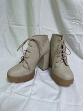 Tan chunky womens shoes size 8.5