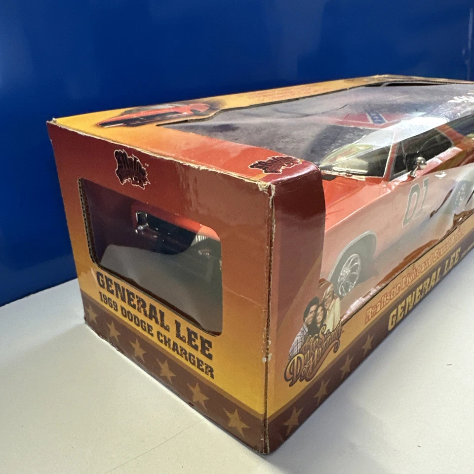 Dukes Of Hazzard 1/18 General Lee 1969 充电器马里布国际 2006  — 第 3/4 张图片