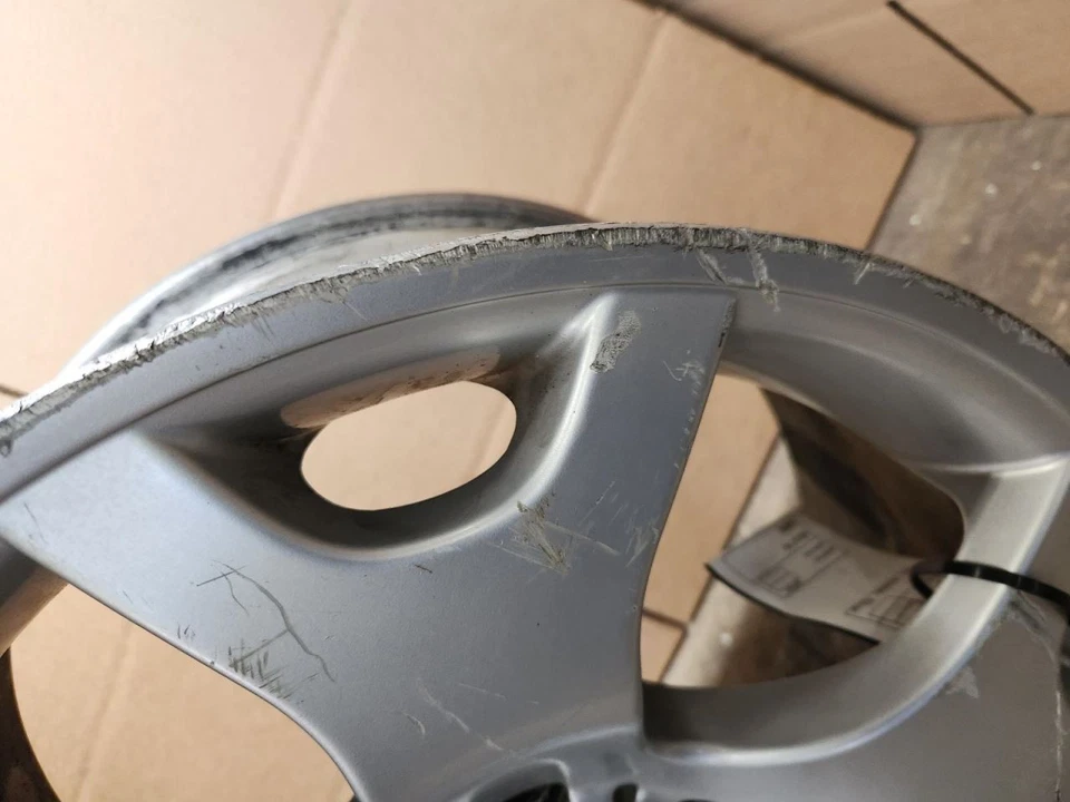 Wheel 19x8-1/2 Alloy 7 Flared Spoke Fits 06-10 BMW 650i 795480 - Image 4 of 4