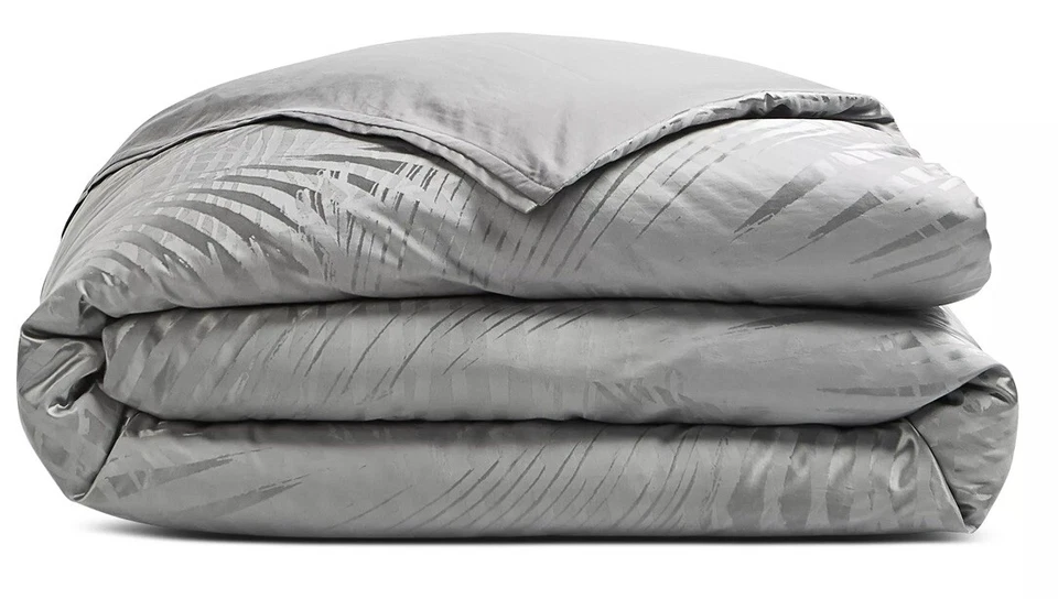 Funda nórdica Hudson Park Palmetto completa/queen plateada $485 Foto 2 de 4