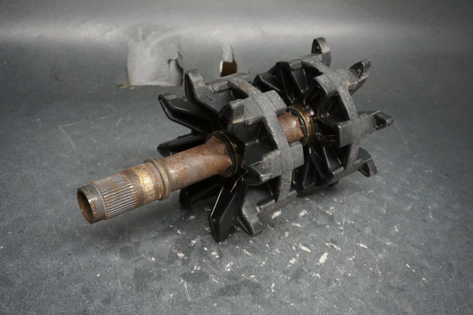 2007-2011 M8 153 Arctic Cat Snowmobile OEM Track Drive Shaft w/ Cogs Ass'y
