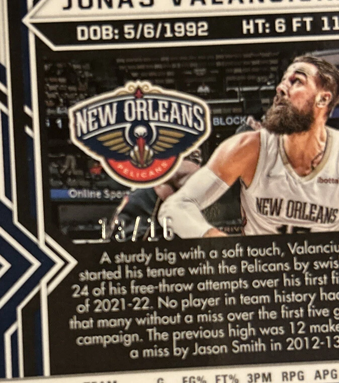 2021-22 Obsidian Basketball - Jonas Valanciunas 13/16 Blue FOTL Electric Etch - Image 3 of 3
