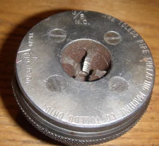 TOLEDO  SIZE OO   3/8 " N.C.  PIPE THREADER DIE HEAD EX COND