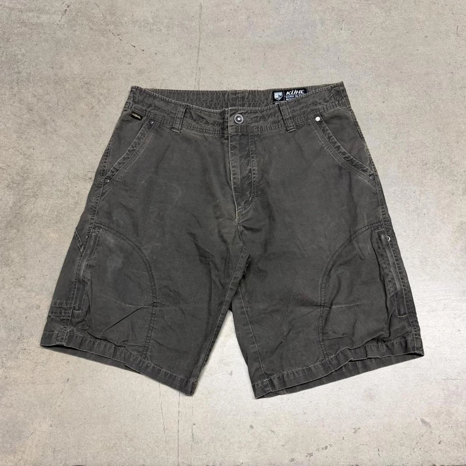 Kuhl Rengade Shorts Mens 33 Green Vintage Patina Dye Cargo Hiking Outdoors Gorp