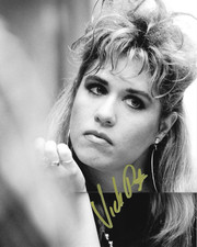 * VICKI PETERSON * signed 8x10 photo * THE BANGLES * COA *