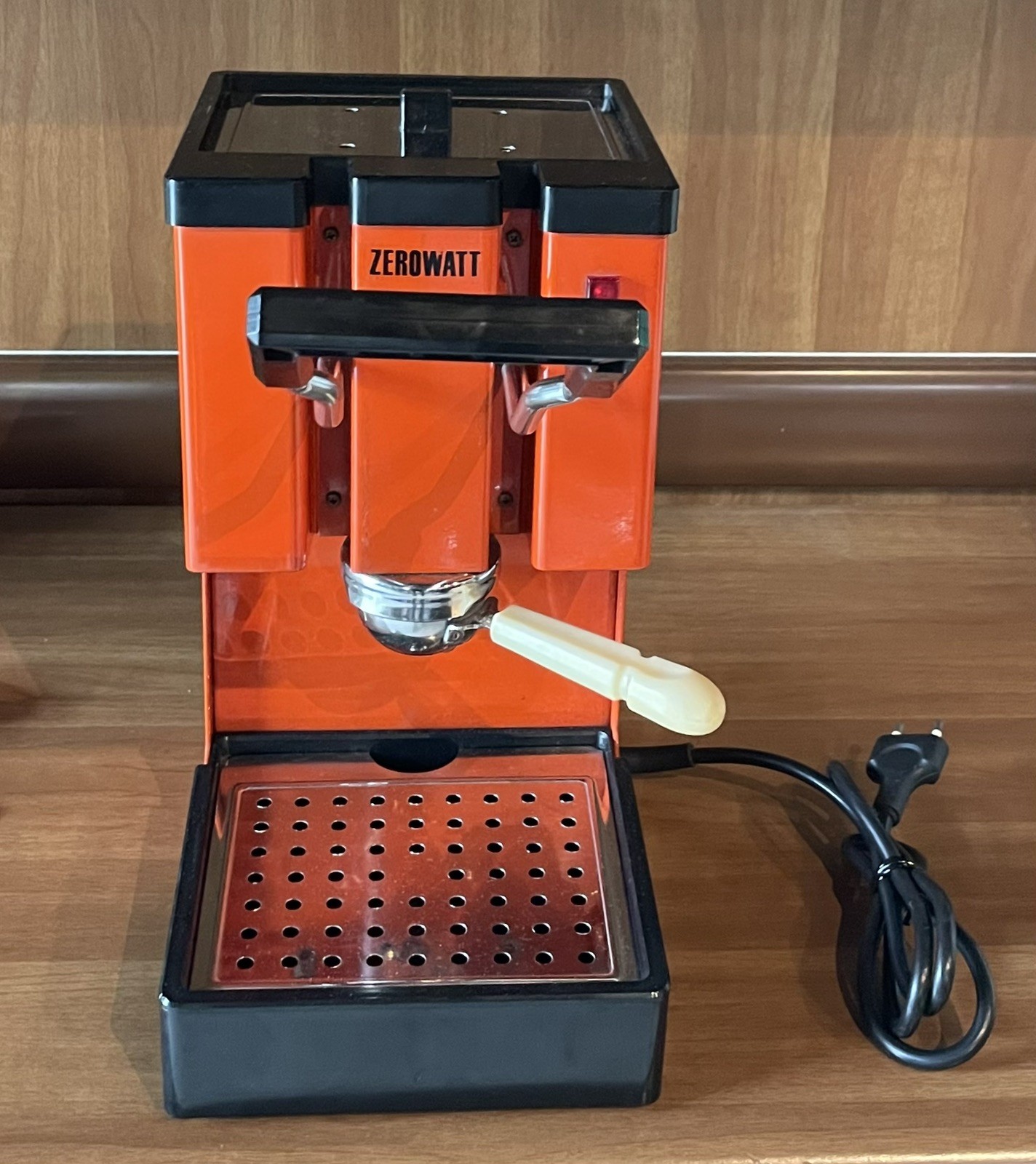Macchina da Caffè Zerowatt CA709 Usata foto 2