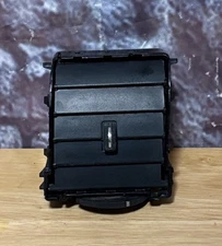 05-10 Chrysler 300 300C Dash Left Driver AC A/C Heater Air Vent Panel BLACK