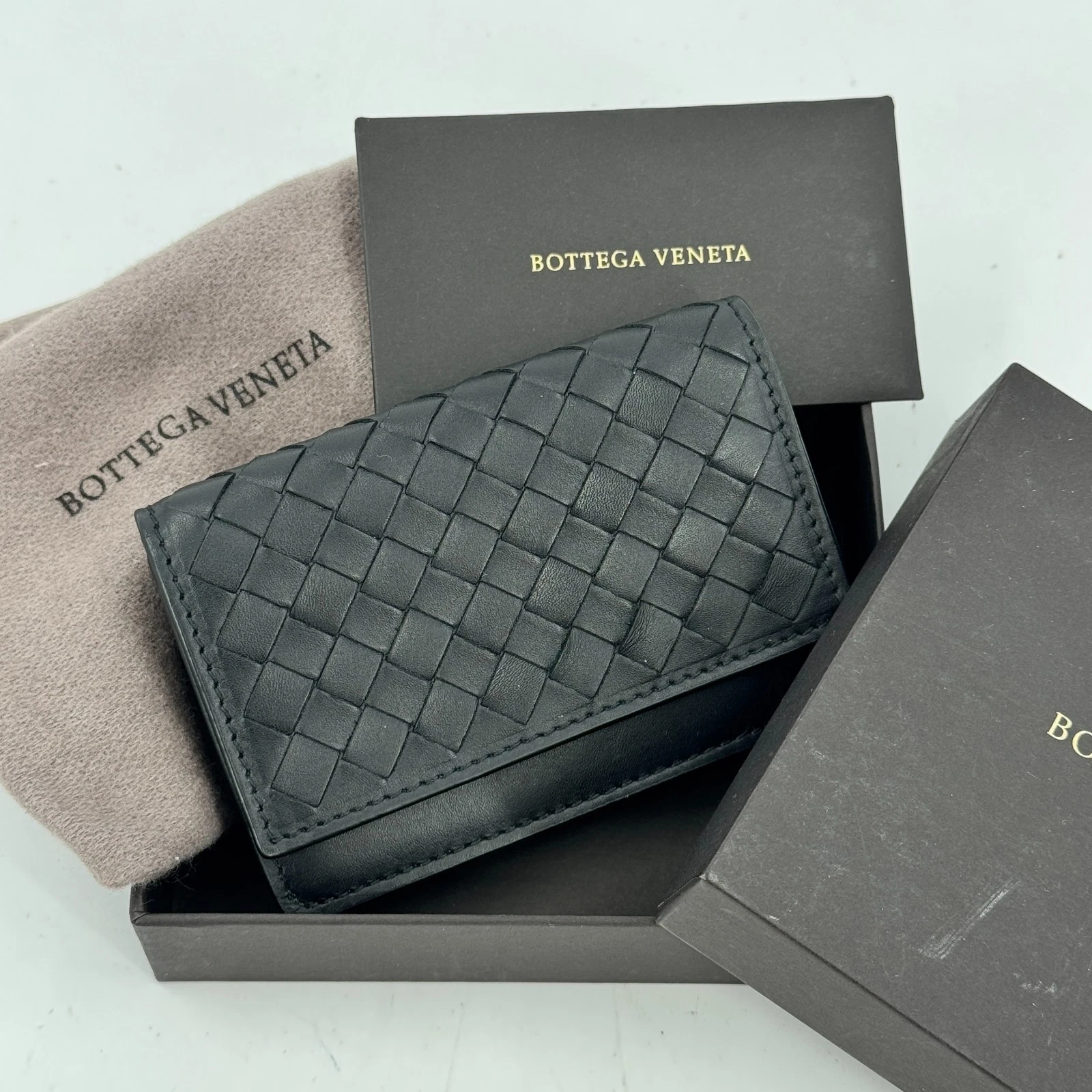 Bottega Veneta — Auth BOTTEGA VENETA Intrecciato Black Card Case SKA719