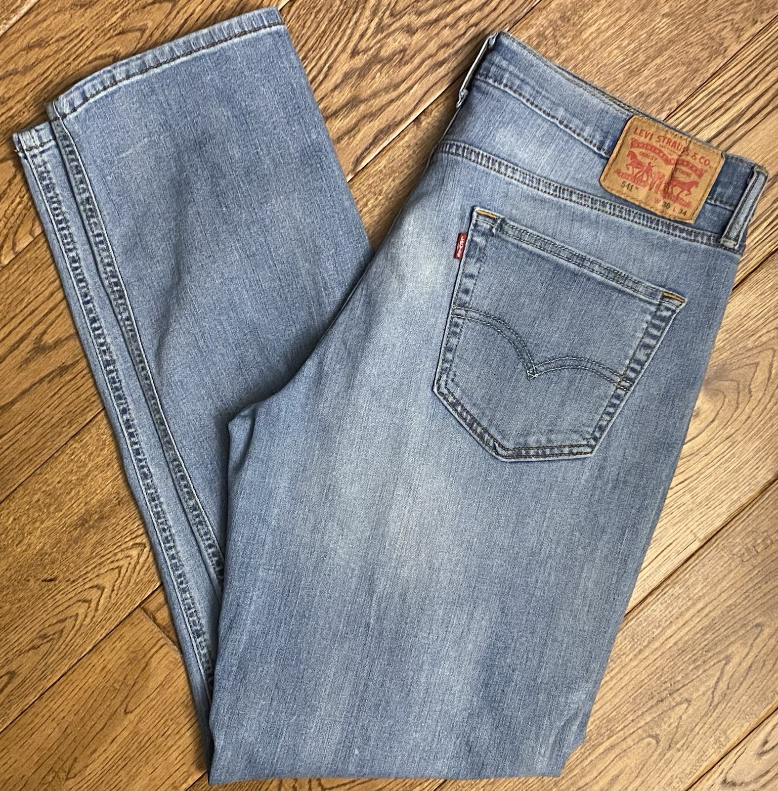 35 X 34 Zip Fly Stretch (measures 35x33)