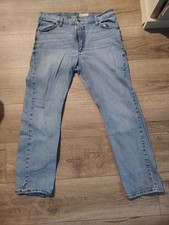 Wrangler Jeans Mens 36x30 Blue Medium Wash Straight Fit