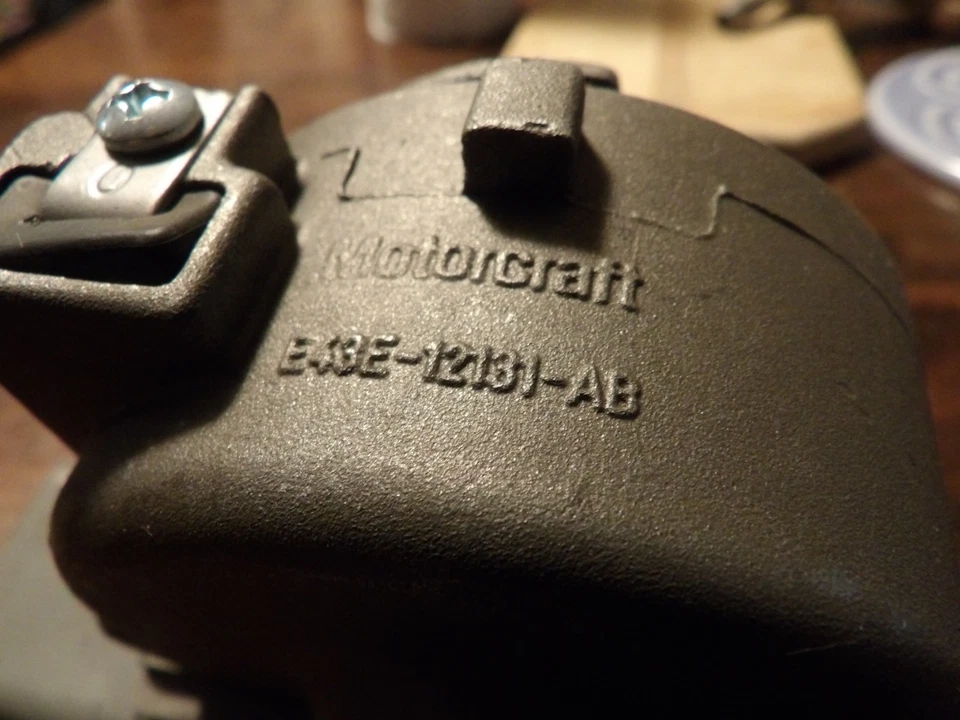 Ford Tempo Mercury Topaz 1984 1985 1986 distribuidor con motor EEC HSC de 2,3 L nuevo en stock Foto 2 de 4