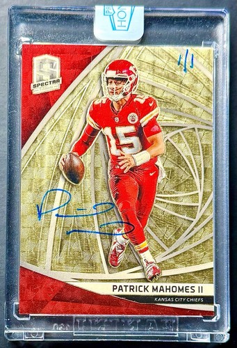2019 Spectra PATRICK MAHOMES II #1/1 Gold Vinyl Prizm Auto 2022 Panini Honors