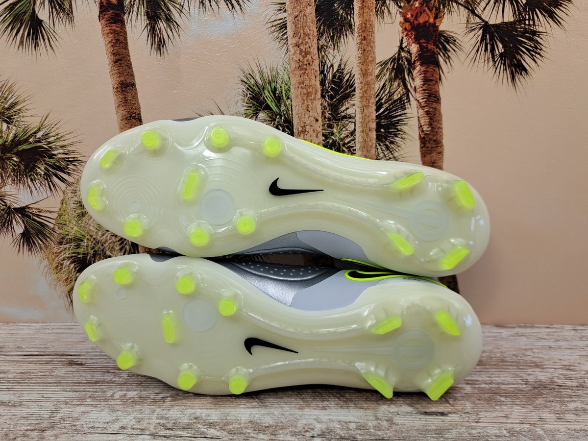 Nike Tiempo Legend 10 Elite FG Pro Soccer Cleats HF8980-001  display picture 3