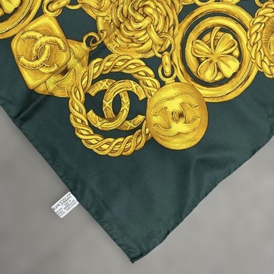 CHANEL Chain pattern 100% Silk Scarf Deep green X Gold about 37.79