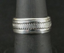 Ring Silver Spinner Band Middle Curved Line Design Sterling 925 Size 5.75 Ring