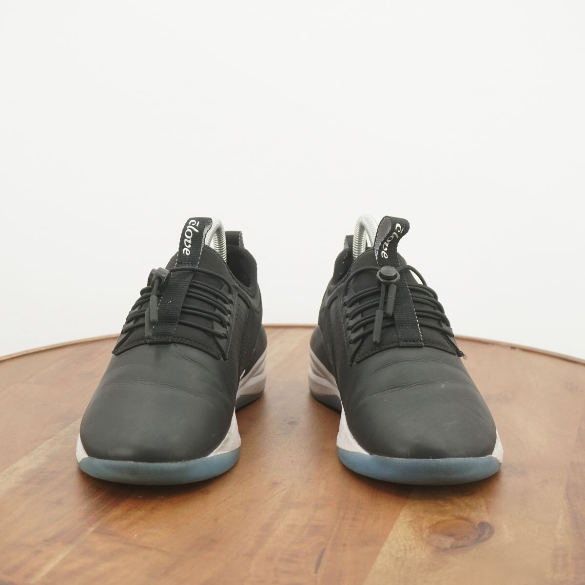 Clove Nursing Shoes Sneakers Black Faux Leather Lace Up Sz 8.5 Womens