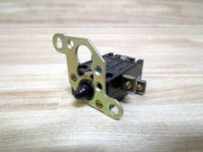 General Electric CR2940U201 Contact Block W/Bracket  CR2940U201