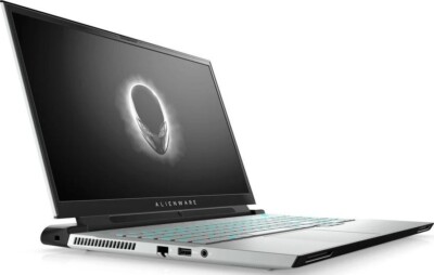 Alienware M17 R4: 17,3'' 360hz / i7-10870H / RTX3070 / 32GB DDR4 / DE