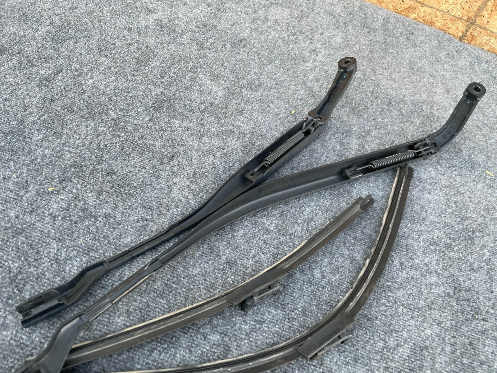 WINDSHIELD WIPER ARM ARMS SET OEM M157 42K 14-19 MASERATI GHIBLI Q4