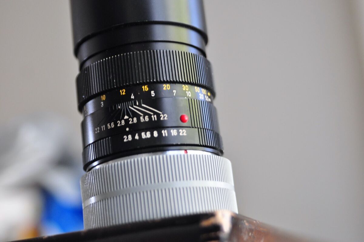 Leica Elmarit R 135mm f2.8 Lens for Leica R cameras | eBay Leica Elmarit R 135mm f2.8 Lens for Leica R cameras | eBay